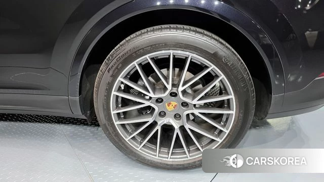 Porsche Cayenne (PO536) id 4223939 из Кореи 13