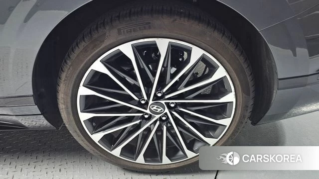Hyundai Grandeur Hybrid (GN7) id 4427936 из Кореи 13
