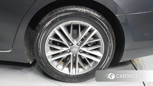 Hyundai Grandeur IG id 4430507 из Кореи 13