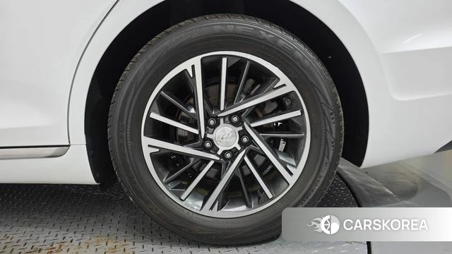 Hyundai The New Grandeur IG id 4624503 из Кореи 13