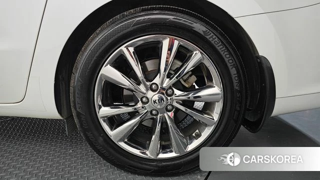 Kia The New Carnival id 4203631 из Кореи 13