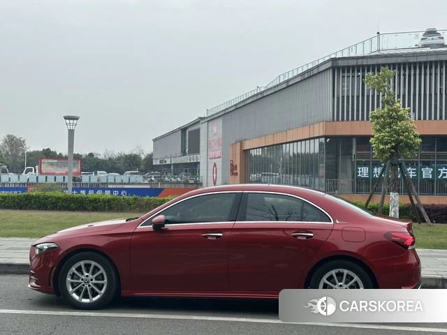 Mercedes-Benz Class A id 4215124 из Китая 13