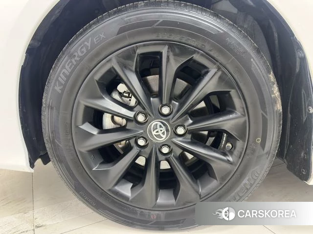 Toyota Corolla id 4263132 из Китая 13