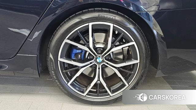 BMW 5 Series (G30) id 4779405 из Кореи 13