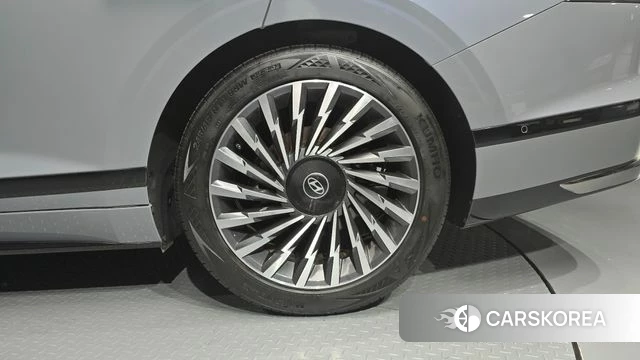 Hyundai Grandeur Hybrid (GN7) id 4720037 из Кореи 13