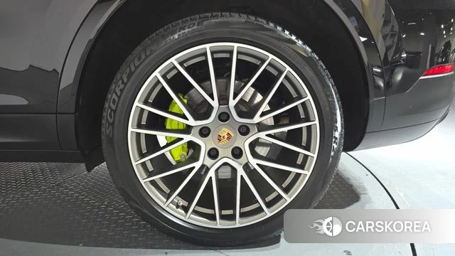Porsche Cayenne (PO536) id 4266875 из Кореи 13