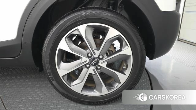 Kia Stonic id 4944006 из Кореи 13