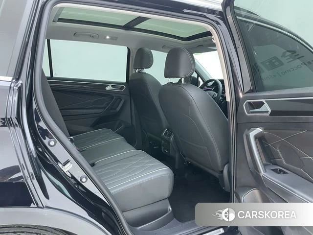 Volkswagen Tiguan L id 4374568 из Китая 13