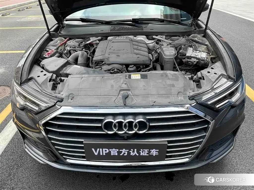 Audi A6L id 4547557 из Китая 13