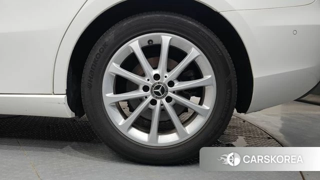 Mercedes-Benz A-Class W177 id 4424030 из Кореи 13