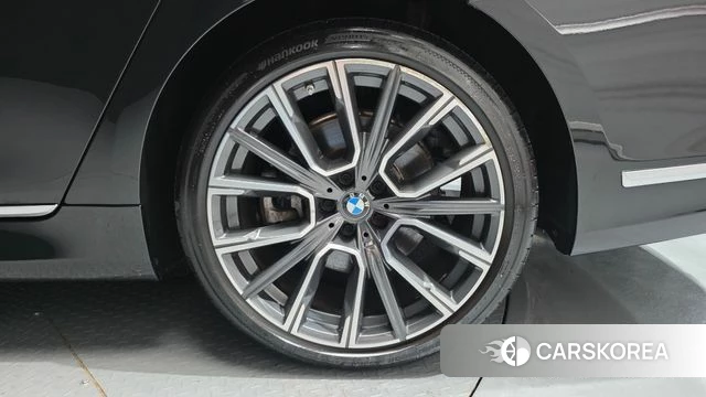 BMW 7 Series (G11) id 4687895 из Кореи 13