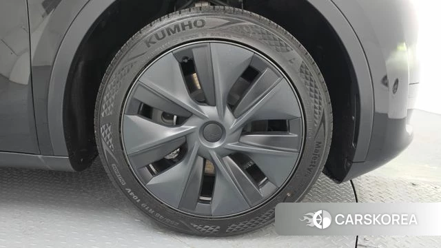 Tesla Model Y id 4505639 из Кореи 13