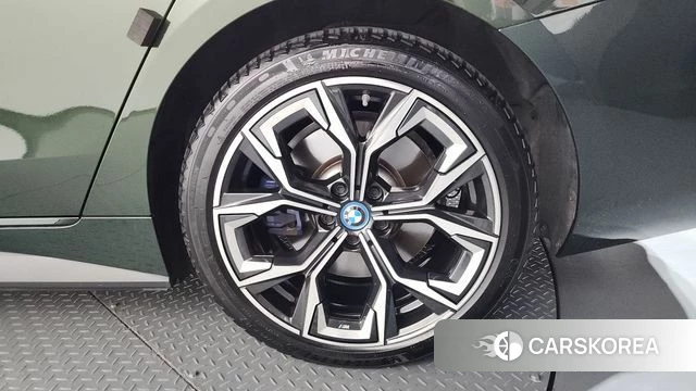 BMW i4 id 4409029 из Кореи 13
