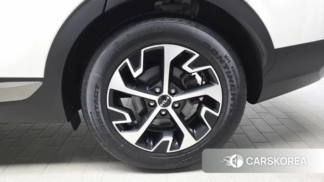 Kia Sportage 5th Generation Hybrid id 4282718 из Кореи 13