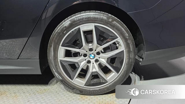 BMW 5 Series (G60) id 4640065 из Кореи 13