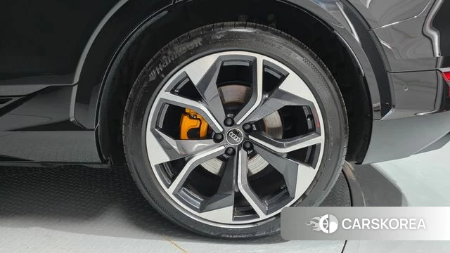 Audi e-Tron id 4463752 из Кореи 13