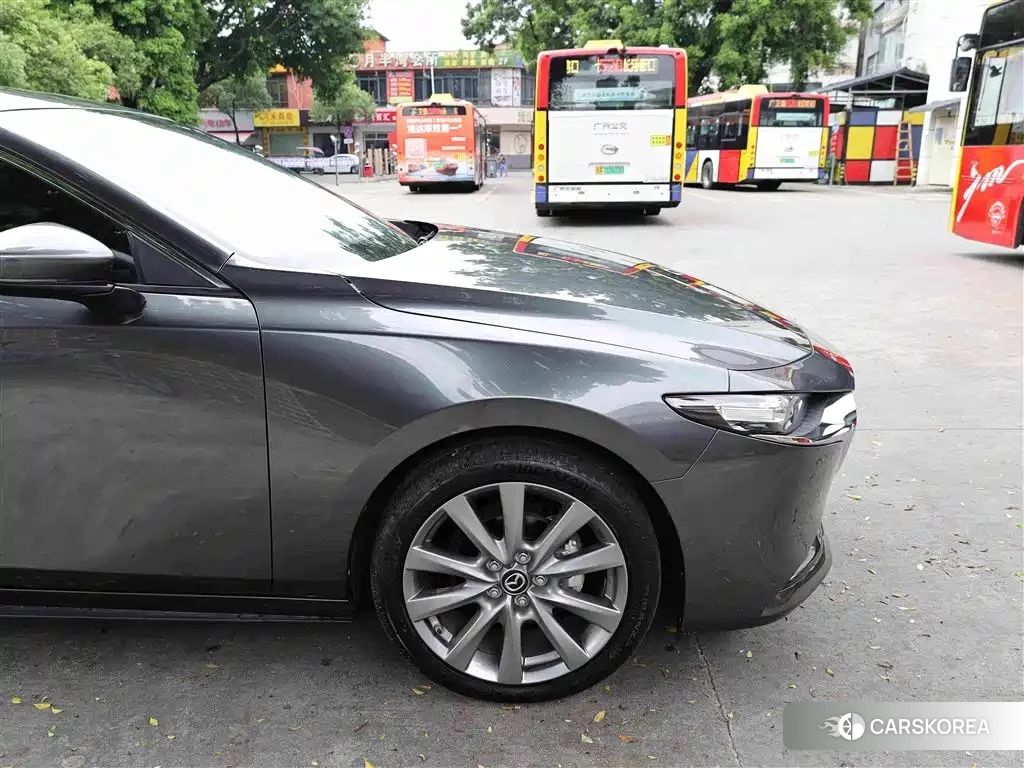 Mazda 3 id 4576813 из Китая 13