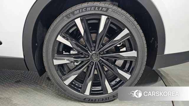Toyota Crown Crossover id 4539510 из Кореи 13