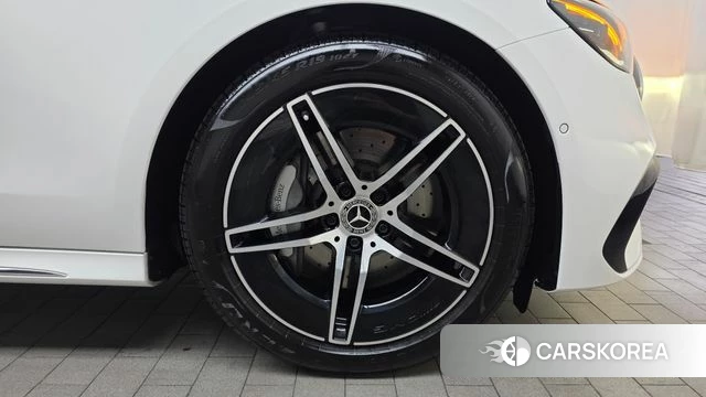 Mercedes-Benz E-Class W214 id 4354117 из Кореи 13