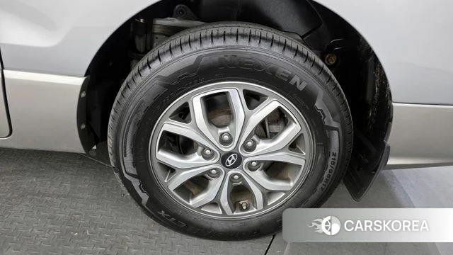 Hyundai The New Grand Starex id 4285651 из Кореи 13