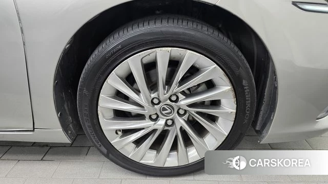 Lexus ES300h 7th generation id 4637947 из Кореи 13