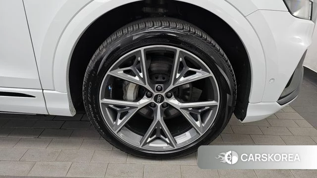 Audi Q8 (4M) id 4360508 из Кореи 13