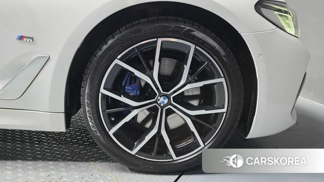 BMW 5 Series (G30) id 4481536 из Кореи 13
