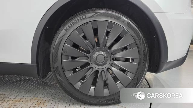 Tesla Model Y id 4645456 из Кореи 13