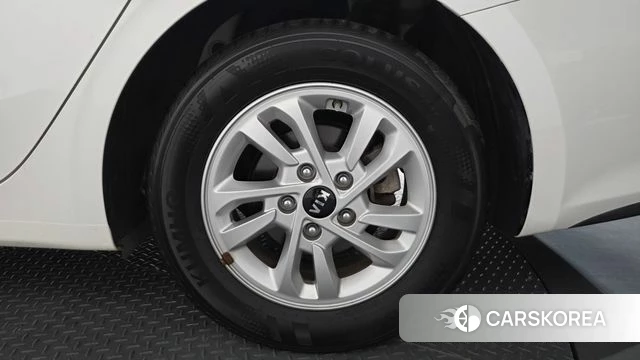 Kia Come New K3 id 4551384 из Кореи 13