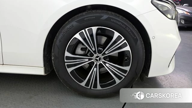 Mercedes-Benz E-Class W214 id 4200763 из Кореи 13