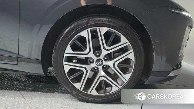 Hyundai Grandeur (GN7) id 4528666 из Кореи 13