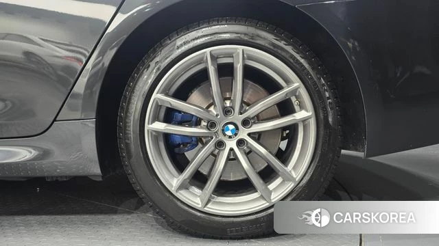 BMW 5 Series (G30) id 4397182 из Кореи 13