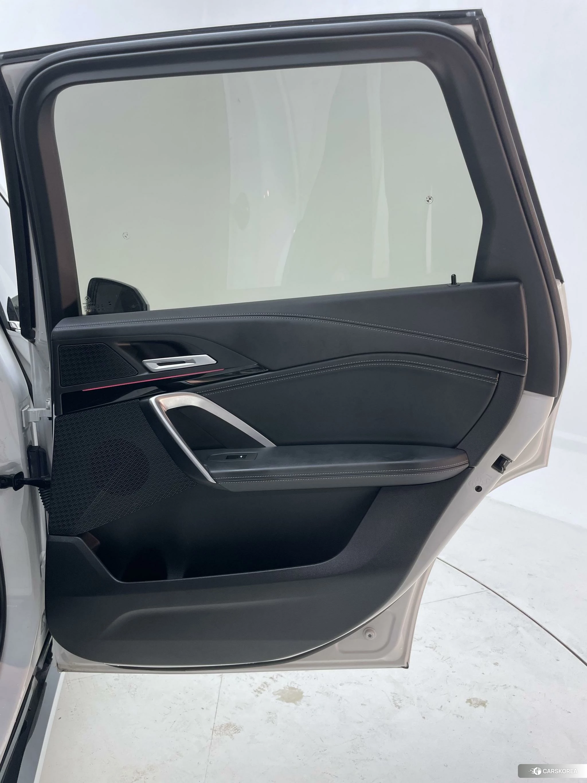 BMW X1 id 4468128 из Китая 13