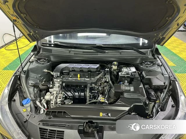 Hyundai Elantra id 4299792 из Китая 13