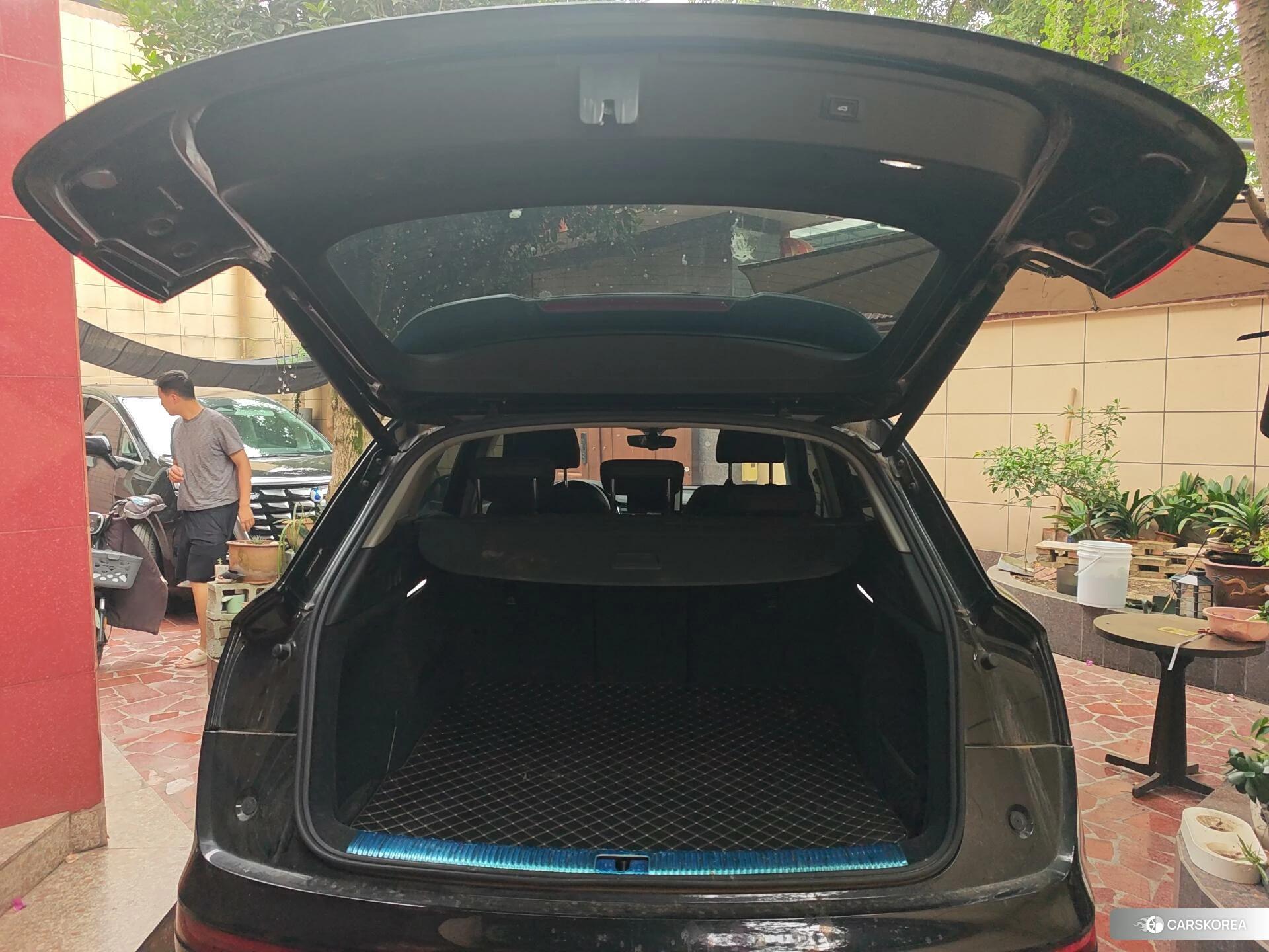 Audi Q5L id 4455070 из Китая 13