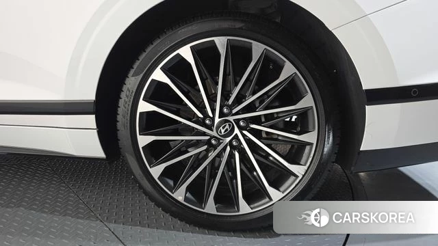Hyundai Grandeur (GN7) id 4292767 из Кореи 13