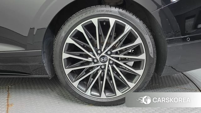 Hyundai Grandeur (GN7) id 4591889 из Кореи 13