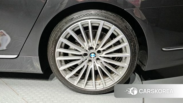 BMW 7 Series (G11) id 4389758 из Кореи 13