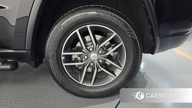 Jeep Grand Cherokee id 4551793 из Кореи 13
