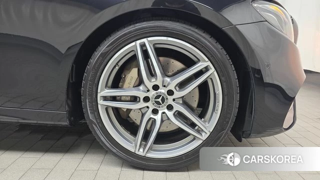 Mercedes-Benz E-Class W213 id 4615198 из Кореи 13