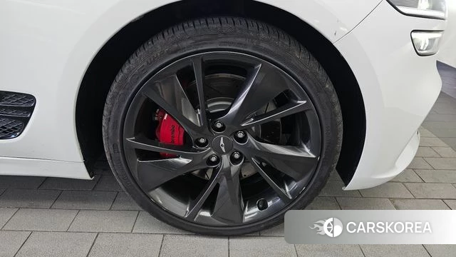 Genesis The New G70 id 4727040 из Кореи 13