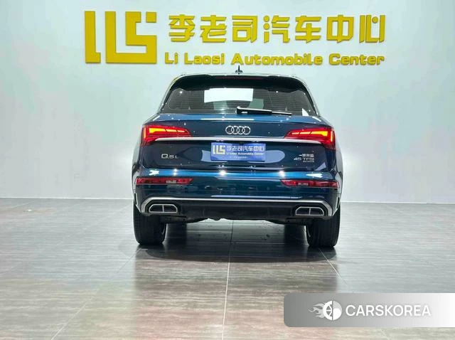 Audi Q5L id 4314117 из Китая 13