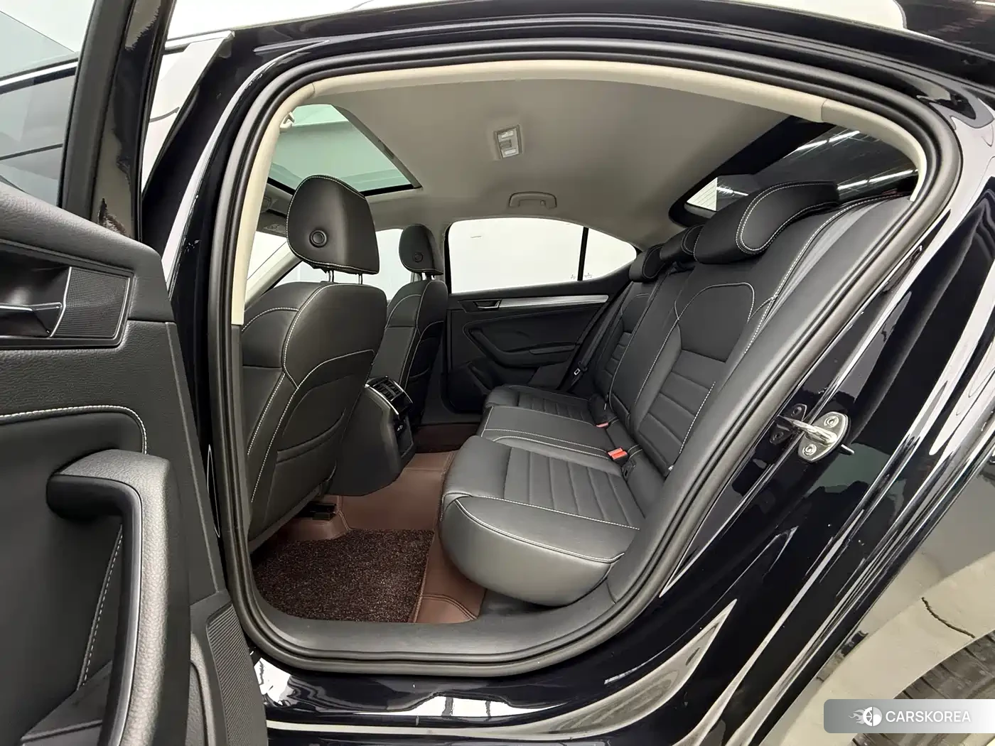 Skoda Superb id 4601760 из Китая 13