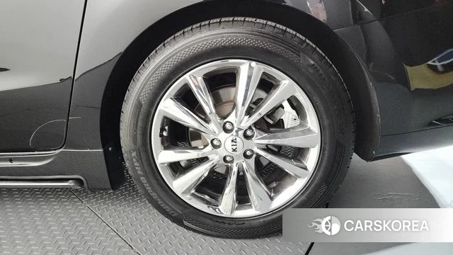 Kia The New Carnival id 4188357 из Кореи 13