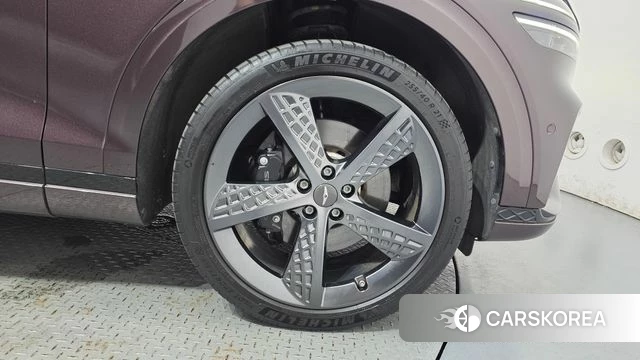 Genesis GV70 id 4872463 из Кореи 13