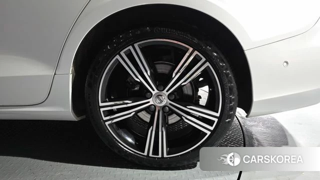 Volvo S60 3rd generation id 4232155 из Кореи 13