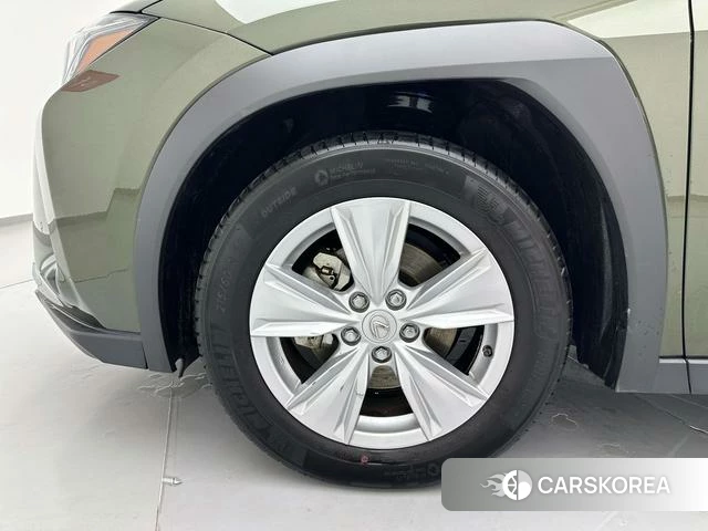 Lexus UX id 3858001 из Китая 13