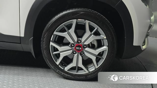Kia Seltos id 4501992 из Кореи 13