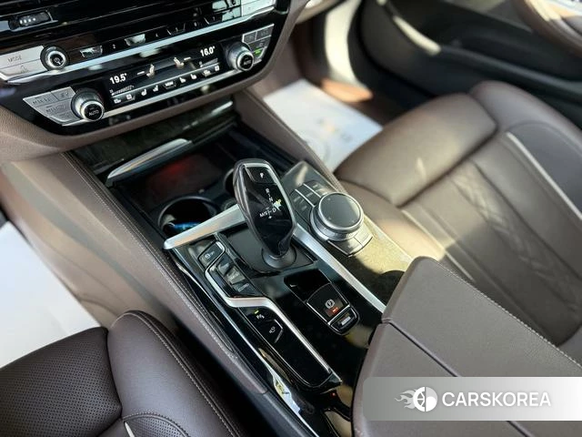 BMW 5 series id 3857936 из Китая 13