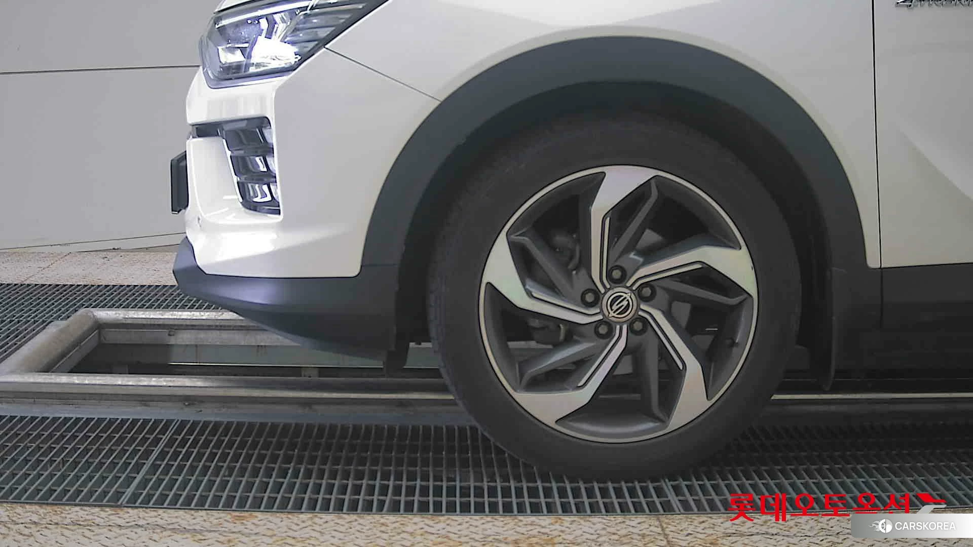 SsangYong Korando id 4909354 из Кореи 13